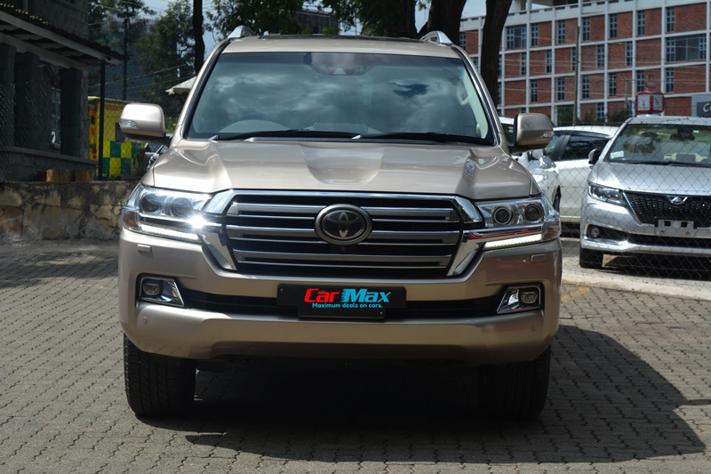 2016 Toyota landcruiser v8 200 vx - Nairobi